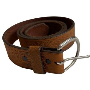 Silver Creek Collection Size 40 Genuine Leather Carved Western Belt